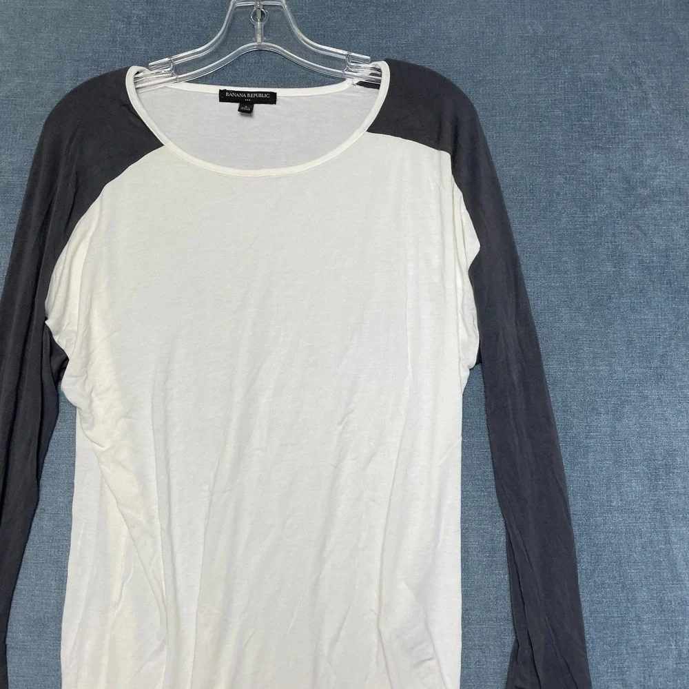 Banana Republic Shirt Mens Small White Black Raglan Sleeve Round Neck Casual